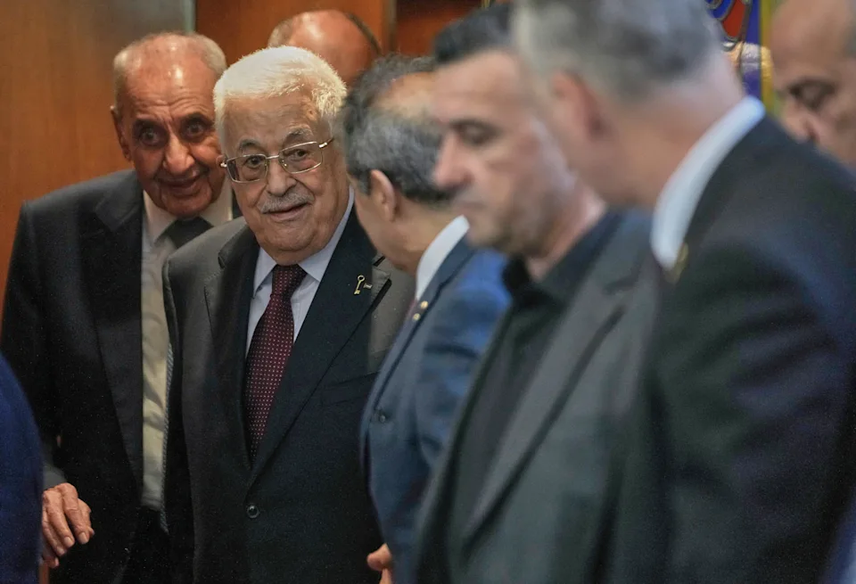 Lebanon Begins Process to Disarm Palestinian Factions in Refugee Camps
