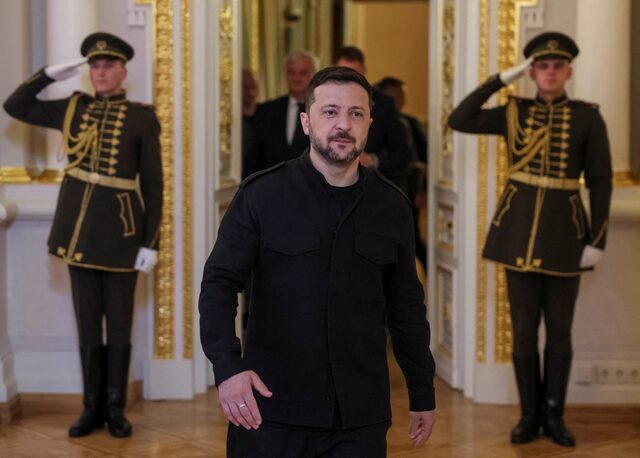 Ukraine's Zelenskiy Calls on Russia to Confirm Ceasefire Before Talks