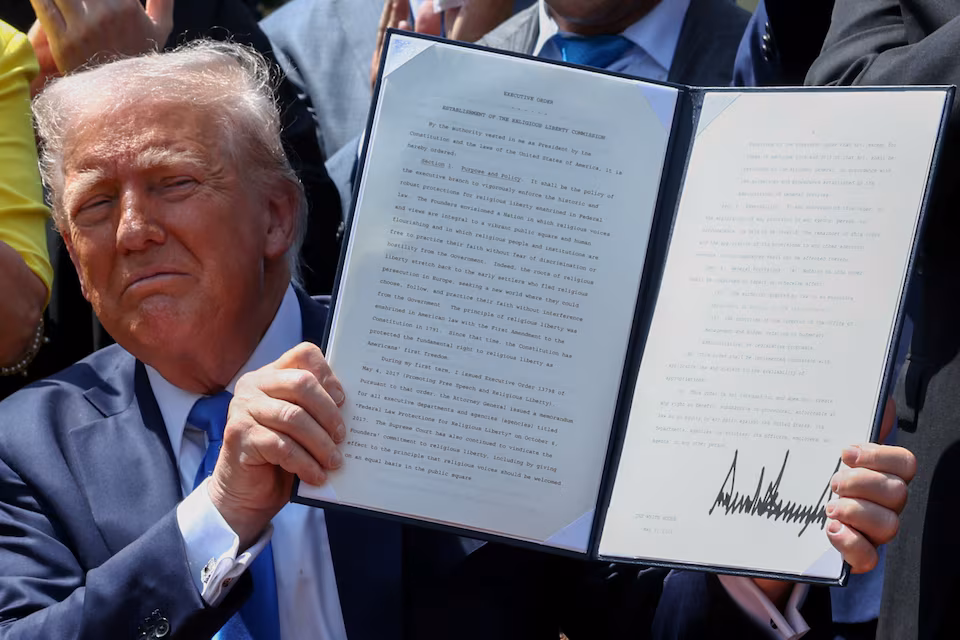 Trump establishes religious liberty commission