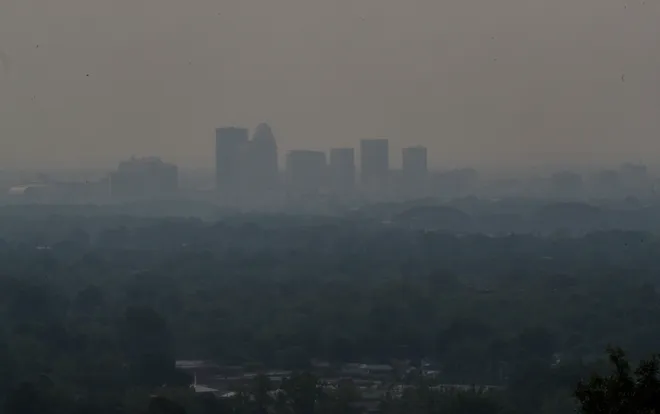 Canada’s Wildfire Smoke Chokes U.S. Cities, Triggers Air Quality Alerts Nationwide