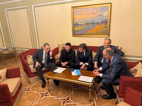 European Leaders Urge Putin to Accept Ukraine Ceasefire or Face New Sanctions