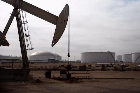 Oil Prices Ease on Surprise Build in US Inventories