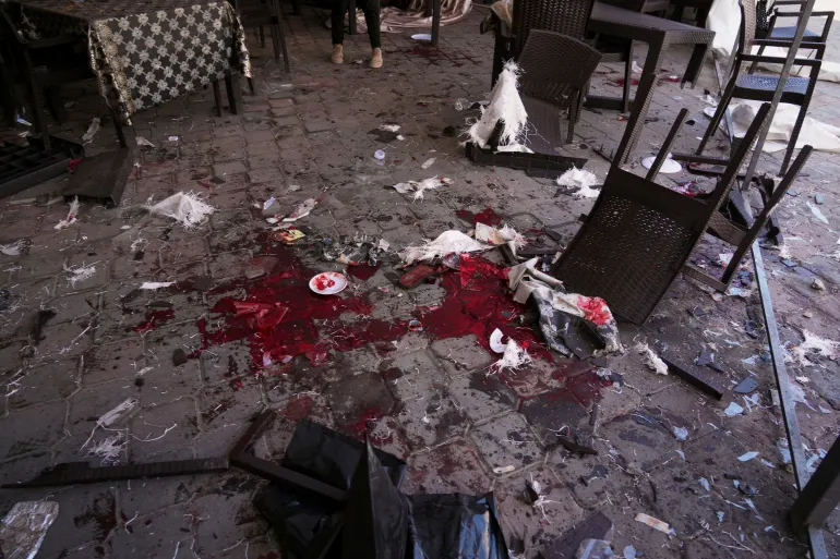 In Gaza, Selling or Serving Food Can Get You Killed