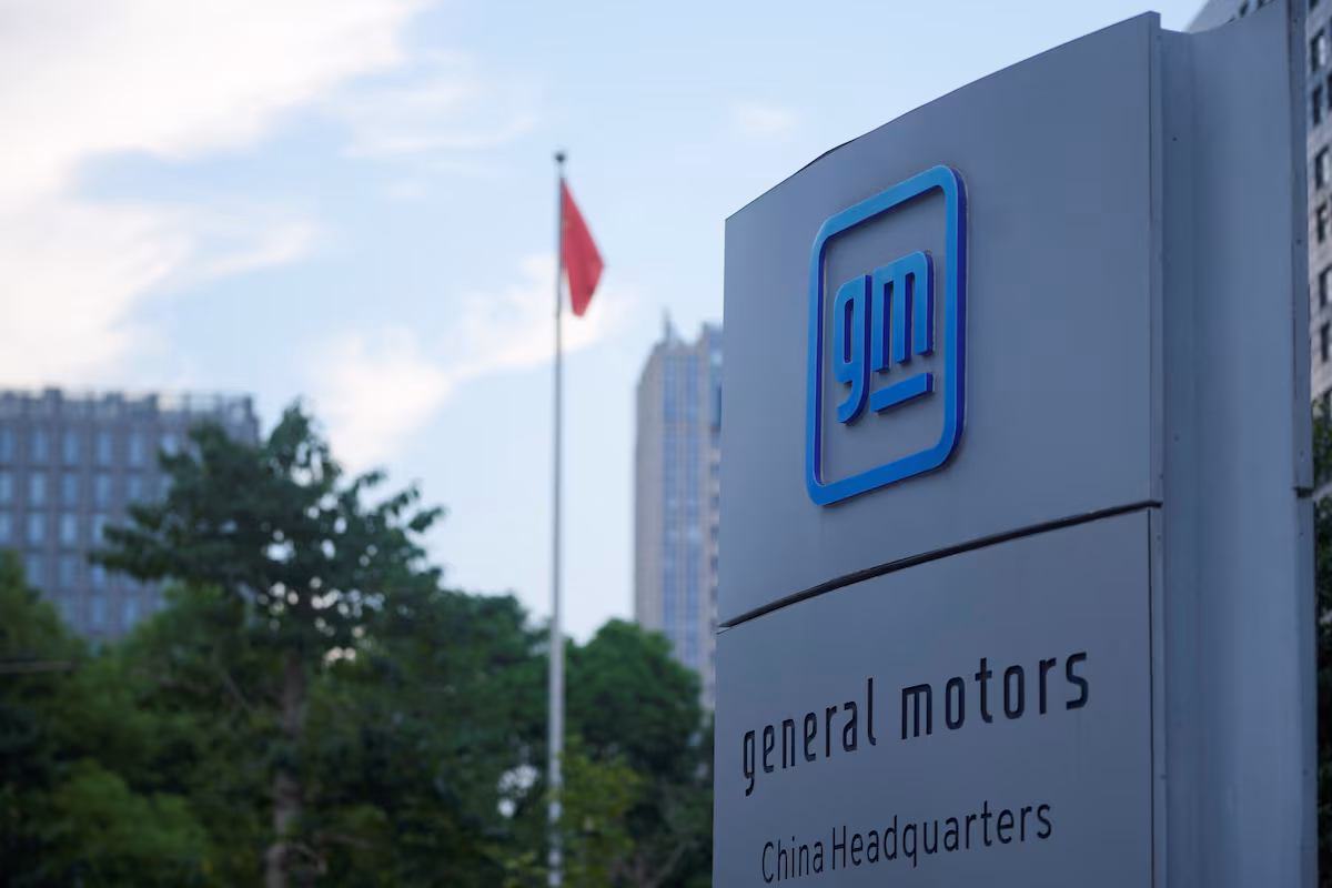 GM Cuts 2025 Profit Forecast, Expects Up to $5 Billion Tariff Impact