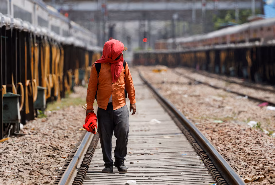 Majority of Indian Districts Face High Heatwave Risk, New Study Warns