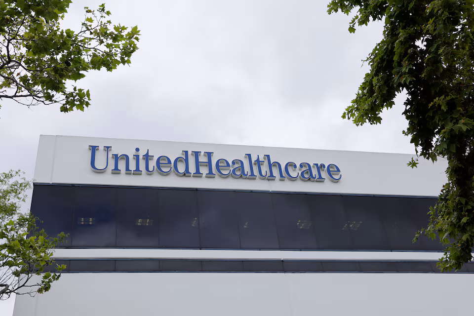 UnitedHealth's CEO Hemsley to Get $1 Million Annual Base Pay