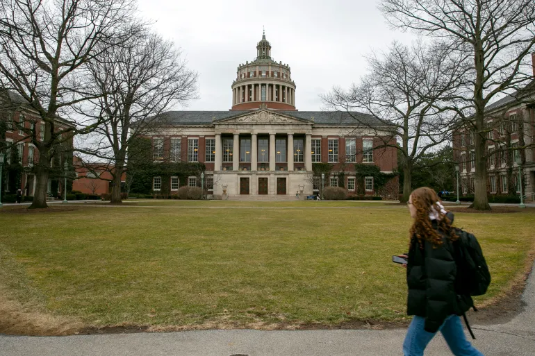 U.S. Temporarily Halts Student Visa Processing to Expand Social Media Screening