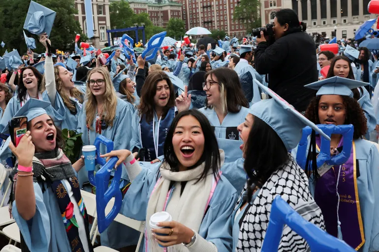 Chinese Students Gripped by Fear as Trump Visa Crackdown Sparks Uncertainty