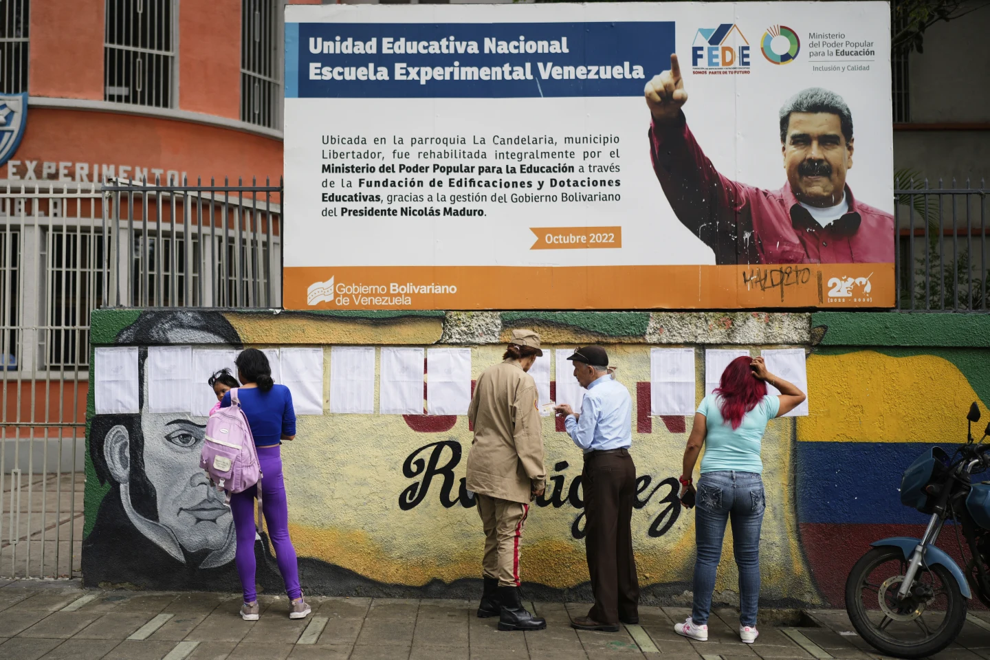 Venezuela’s Regional Elections Marked by Boycotts, Repression, and Maduro’s Tightening Grip