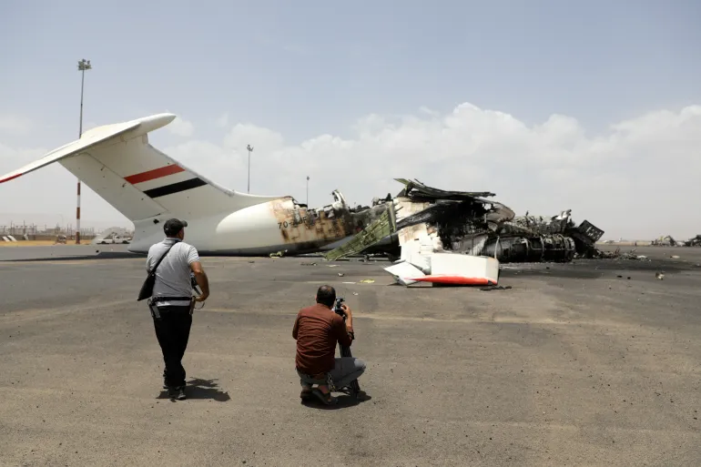 Israel Launches Airstrike on Yemen’s Sanaa Airport Amid Widening Regional Tensions