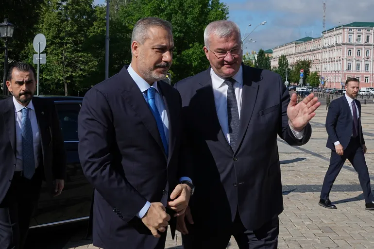 Ukraine Hesitates to Join Proposed New Round of Peace Talks with Russia in Istanbul