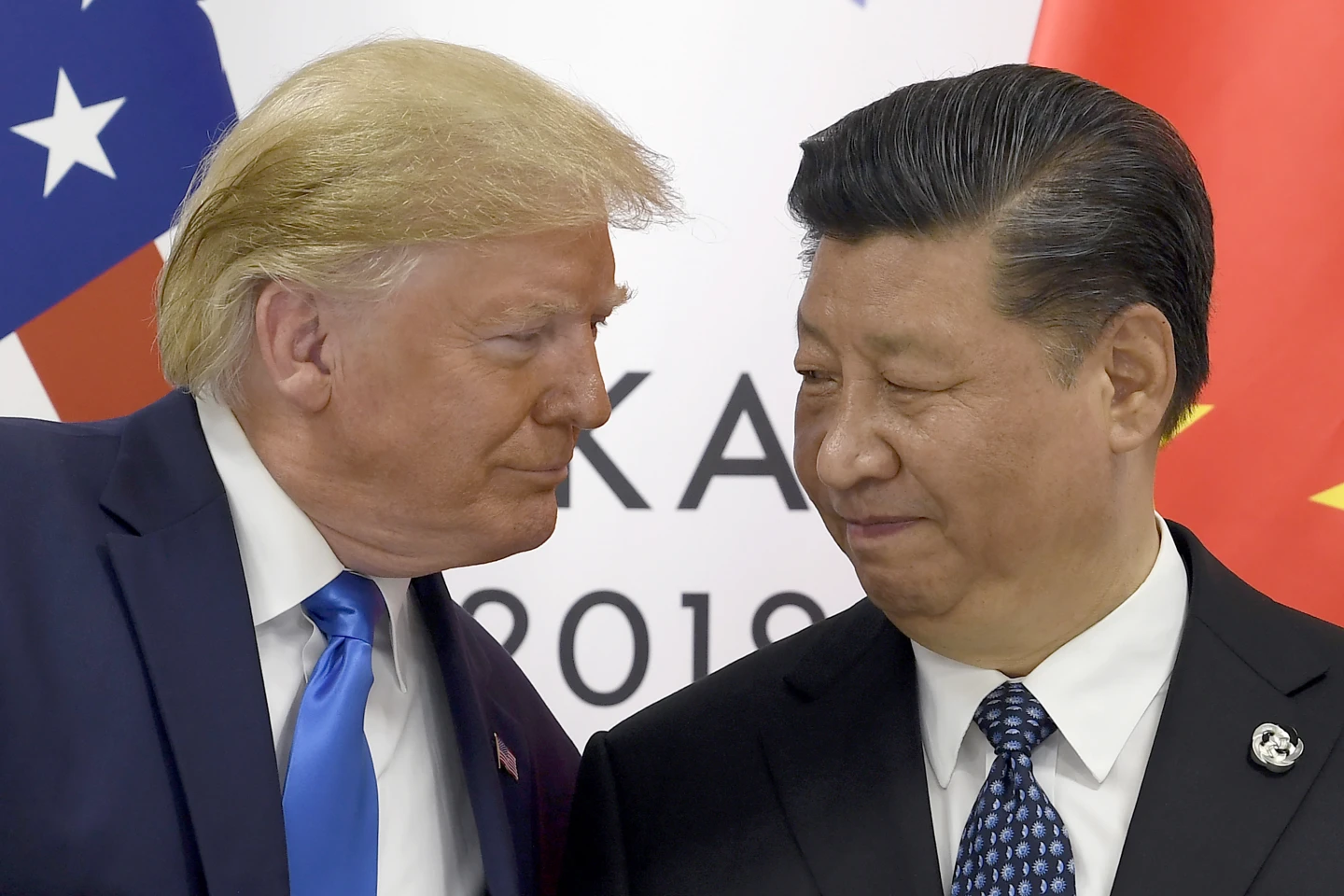 Trump Threatens New Tariffs on China, Warns Xi Against Stalling Trade Talks